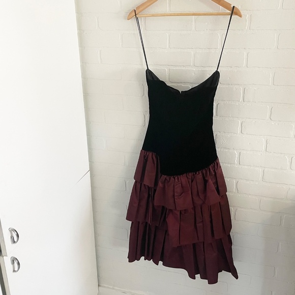 Vintage 80s Gown Strapless dress Black Velvet Velour Dark red iridescent skirt S - Picture 6 of 13